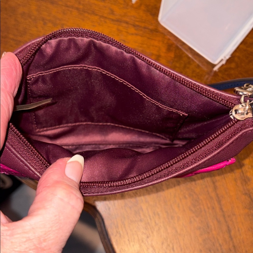 Coach Park wristlet smooth/quilted, leather Pink Burgundy Blue front turn lock - Picture 13 of 13